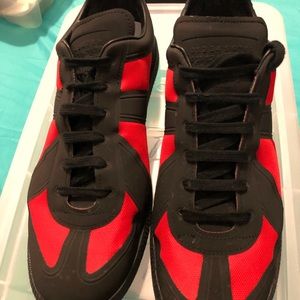 Maison Margiella Mens Mixed Media Trainer Black/Red Size 44 Gentle Worn No Box.